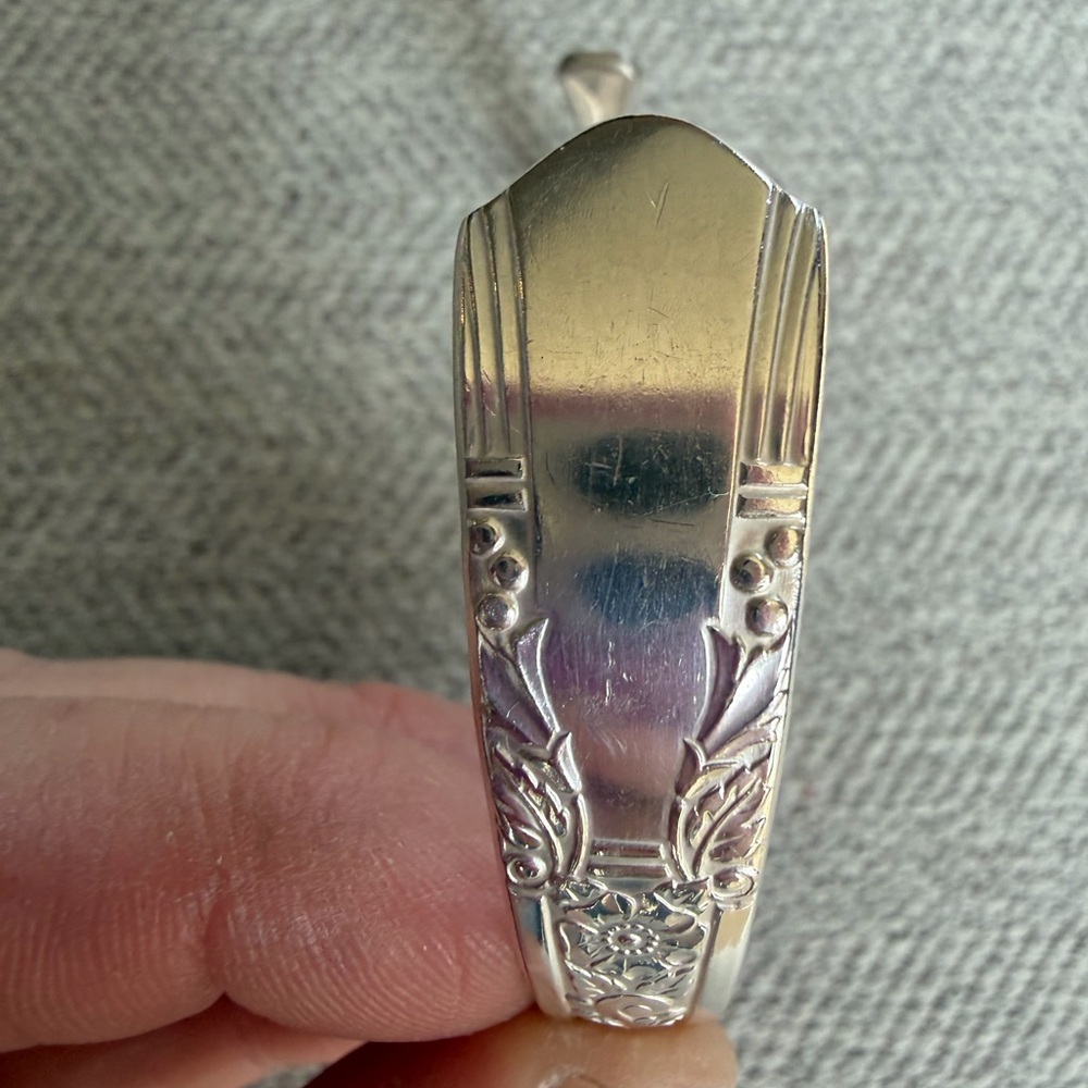 Silverware Bracelet - Picture 4 of 11